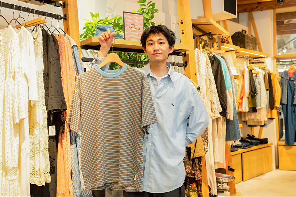 SPORTSWEARの別注マルチボーダーTシャツ 5,390円(税込)
