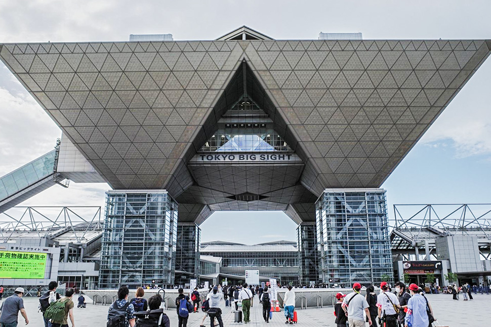 東京ビッグサイトで開催された「コミックマーケット100」にも出展