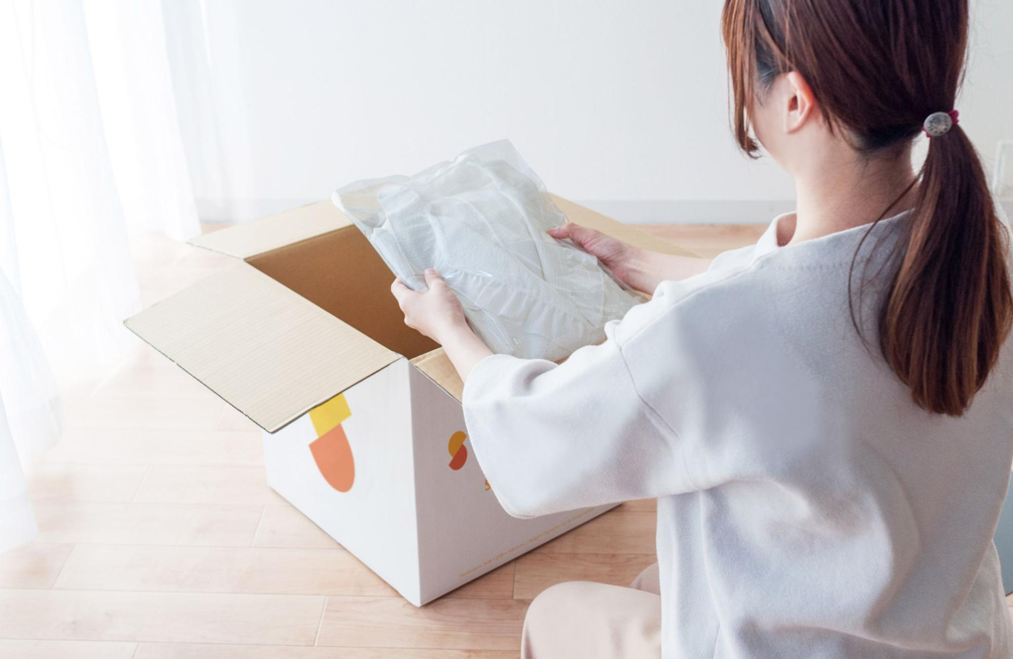 スタンダードプランなら撮影されたアイテム1点ごとに取り出しOK。きれいに畳まれた状態で戻ってきます