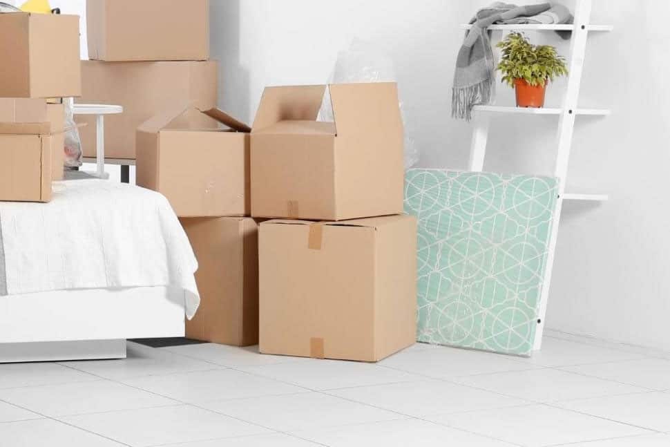 荷解きできずに引越した時から箱のままの荷物をどうにかすべくサマリーポケットに